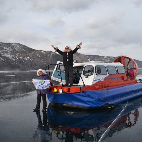 Экскурсия "Два берега Байкала за один день!" - фототур на льду