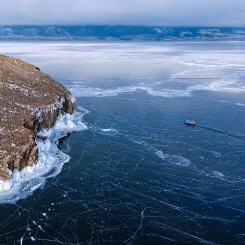 День 1. лед на Байкале зимой