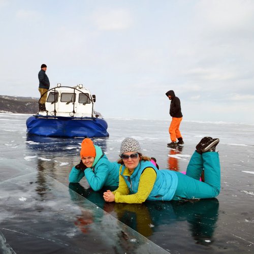 Праздничный тур по льду Байкала на 8 марта (фото 6)